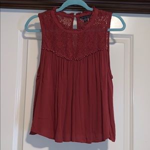 Women’s sleeveless shirt